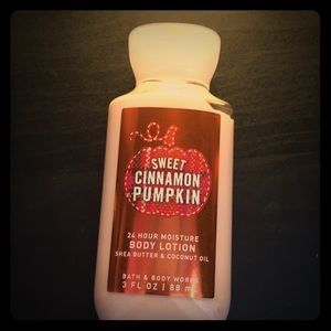 Sweet Cinnamon Pumpkin lotion.